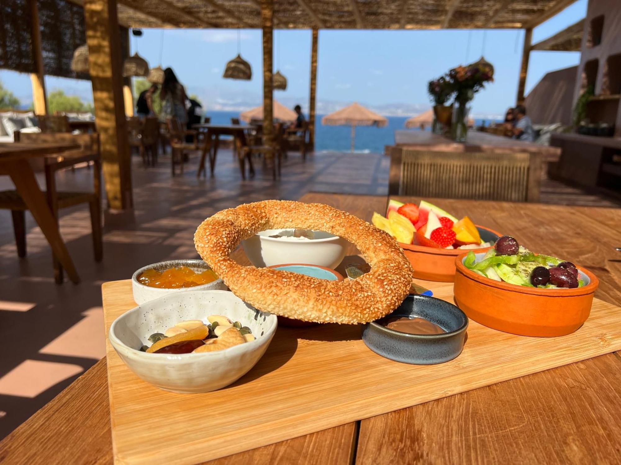Akre Hotel Стелида Экстерьер фото